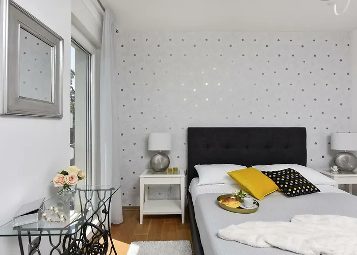 Mirta Zadarvillas